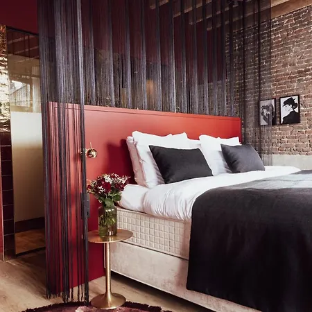 Cousins Boutique Hotel-3